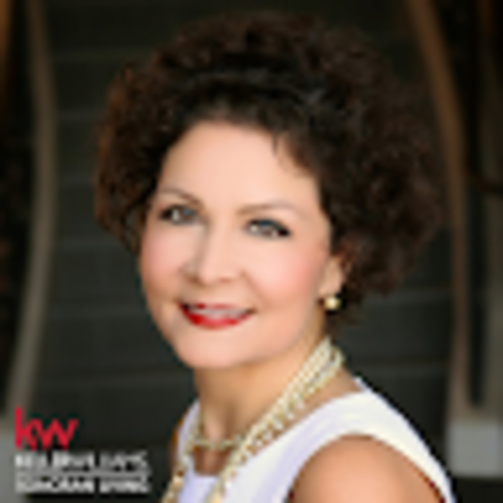 Meet your Posher, Shara